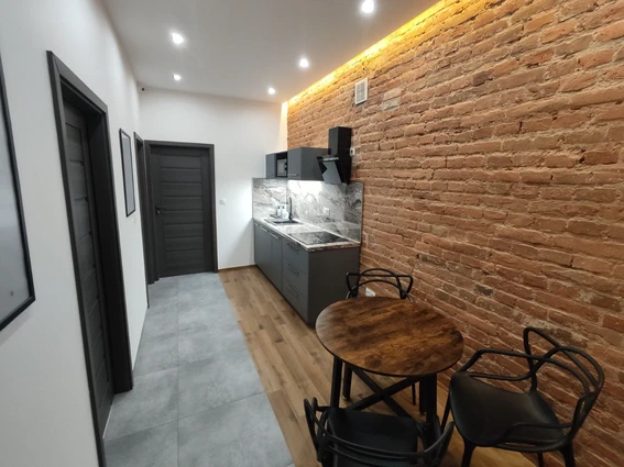 Prace wykończeniowe w pokojach i kuchni Prace wykończeniowe w pokojach i kuchni